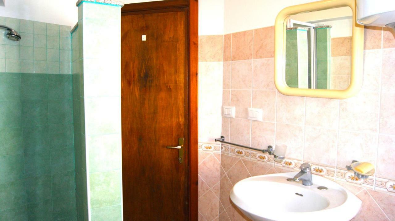 Apartment Romina Tergu Luaran gambar